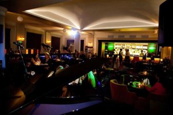 piano bar-2